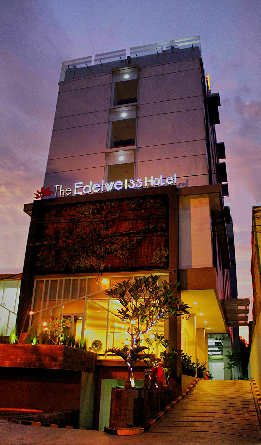 The Edelweiss Hotel Yogyakarta Exterior foto